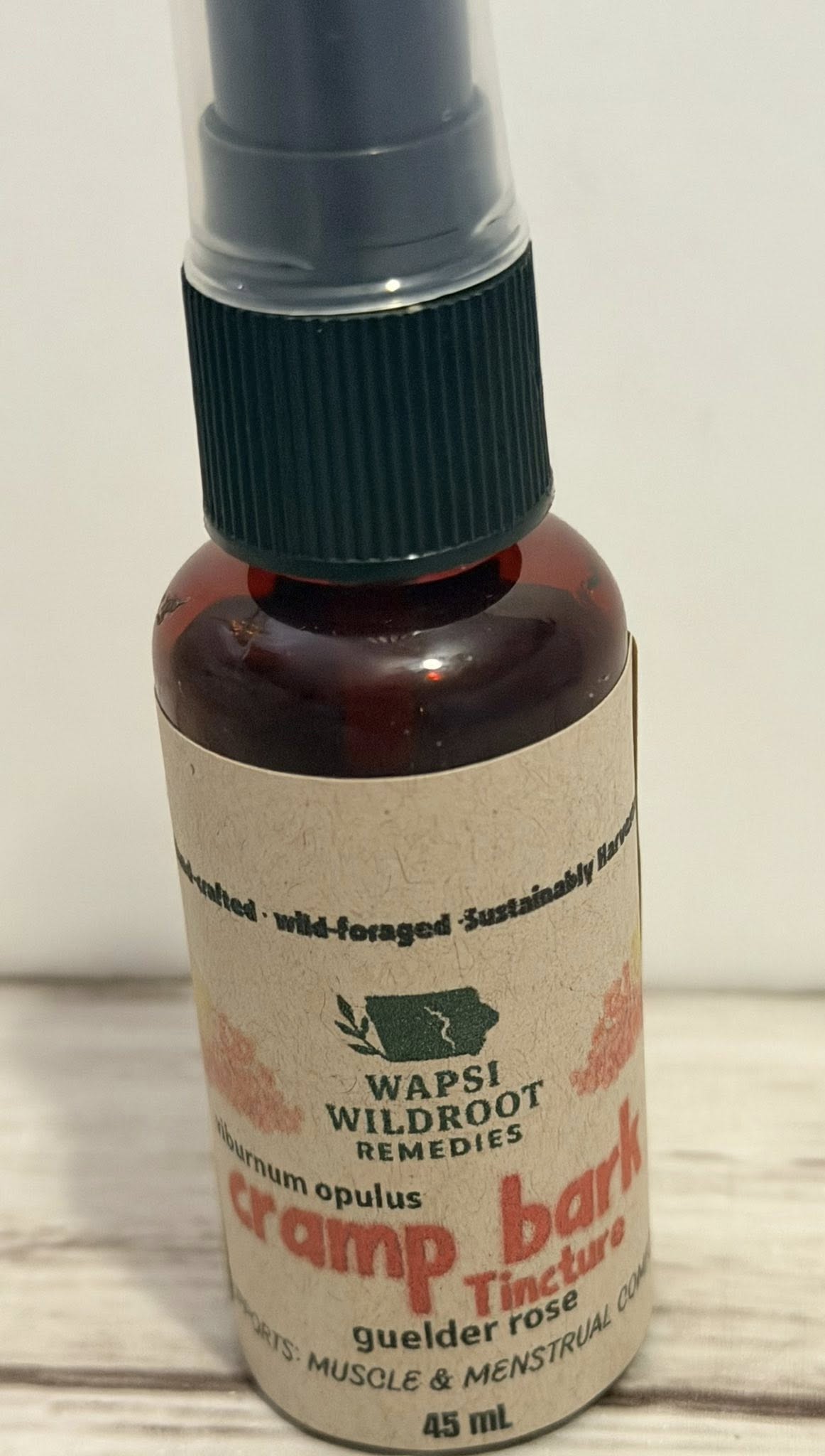 Cramp Bark Tincture (Viburnum opulus) - Wapsi Wild Root Remedies